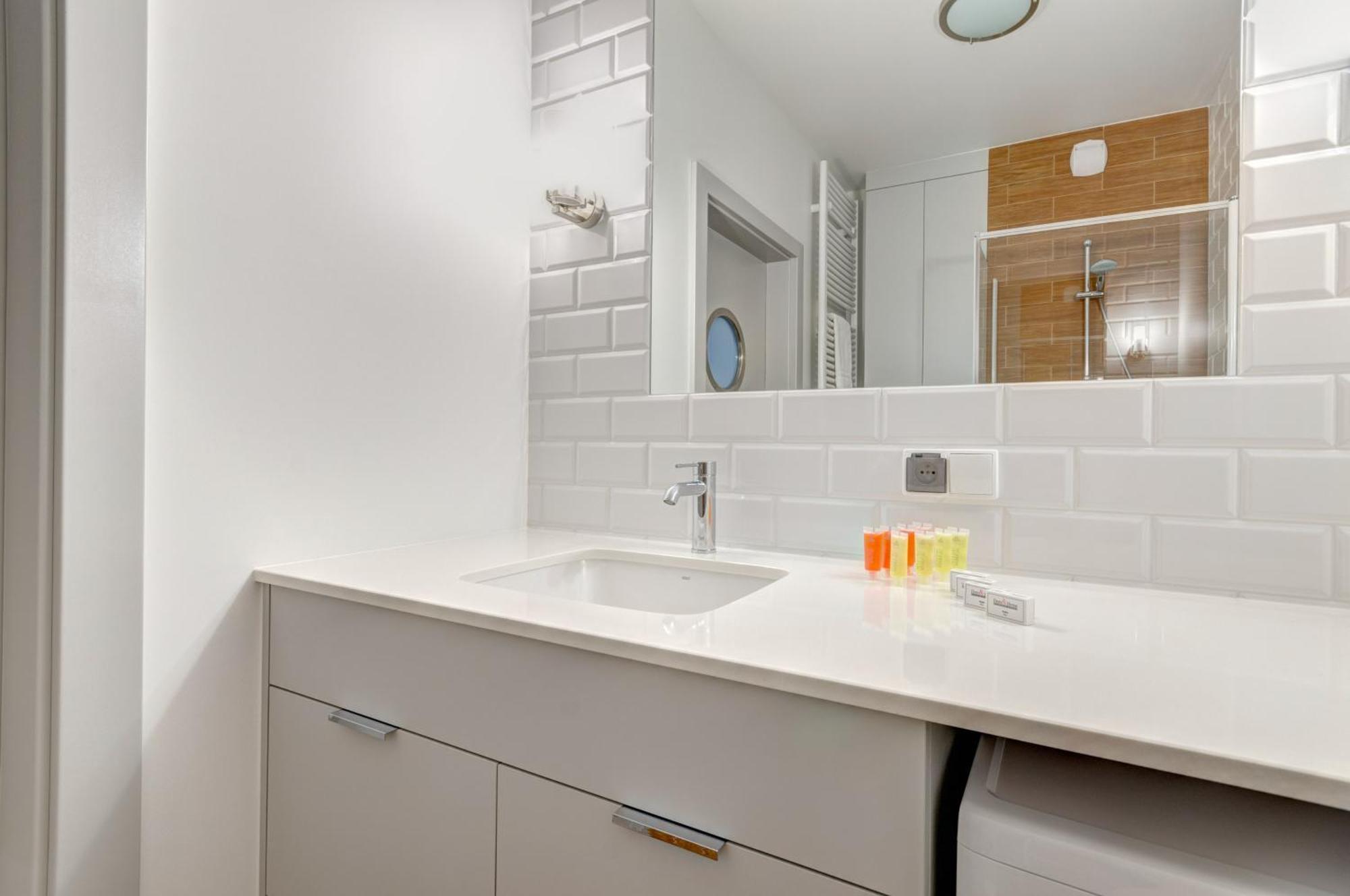 Dom & House - Apartments Nowa Motlawa กดัญสก์ ภายนอก รูปภาพ